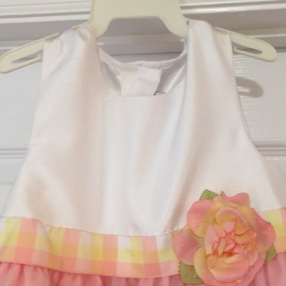 Spring/Easter Dress - Picture 2 of 3